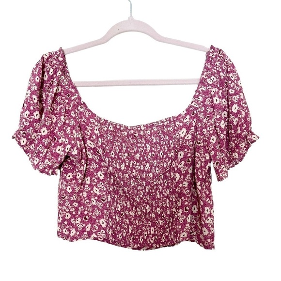 Elodie Pink Floral Smocked Crop Top Large - Picture 2 of 3